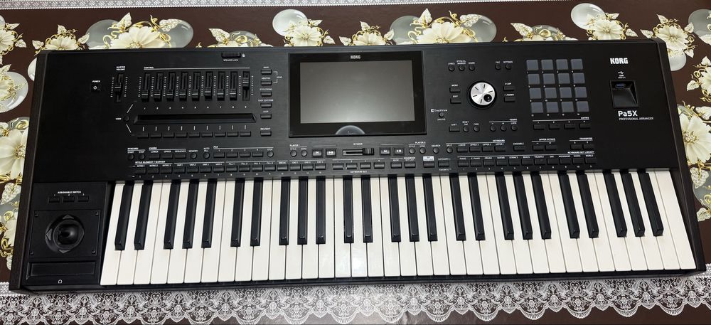Korg Pa5x international 61 clape