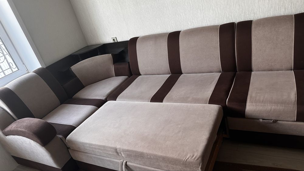 Продам диван 3 метра