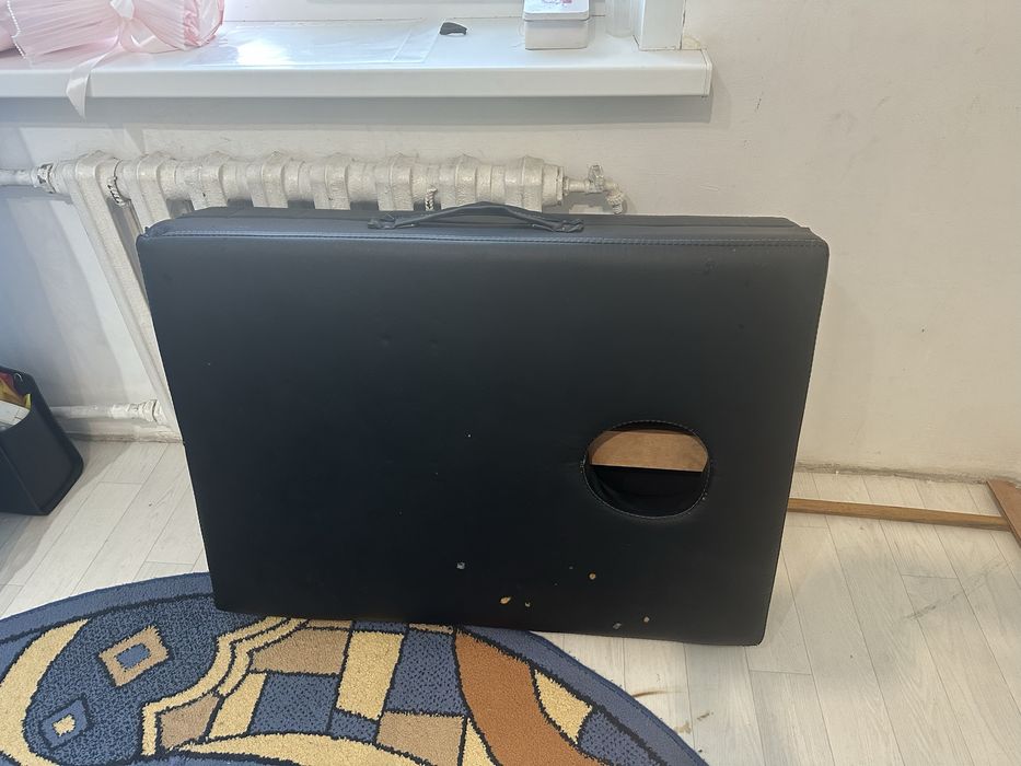 Продам кушетку складную
