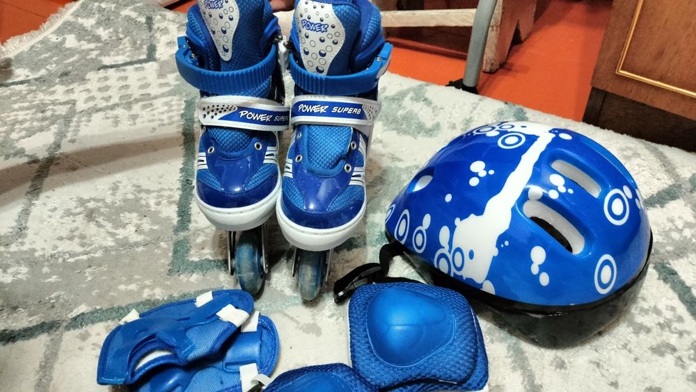 Продам  роликовые коньки