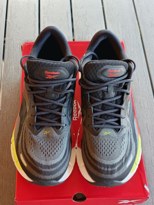 Reebok floatzig double