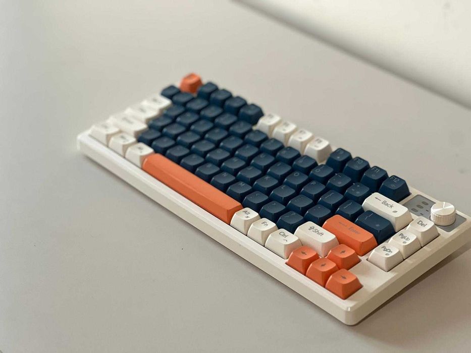 Tastatura KeyStrike Gaming 75% Silent Wired