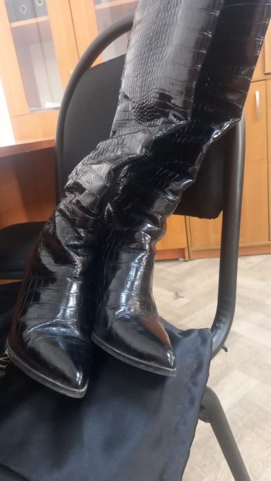 продам сапоги  зимние