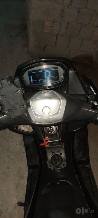 Скутер илмакс 150куб