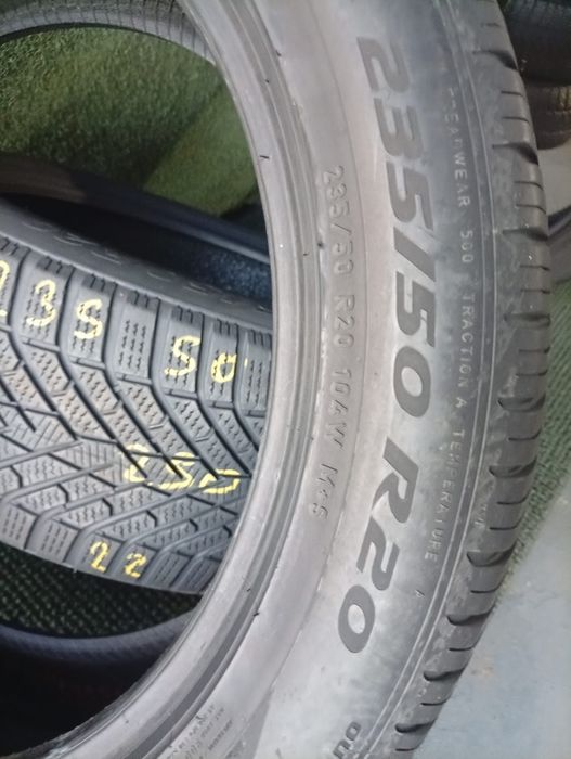 235 50 20 Pirelli m+s