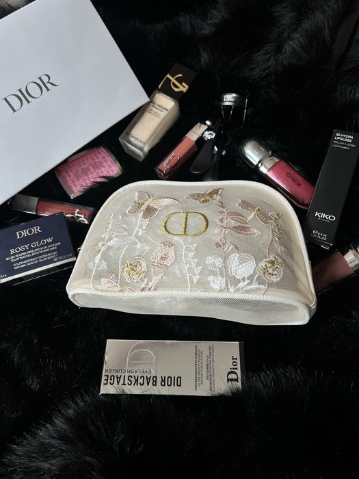 Налични чанти Dior с кутии