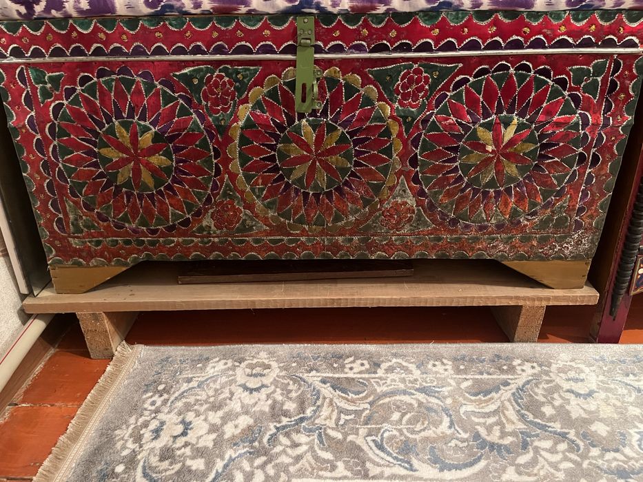 Старинный сандык