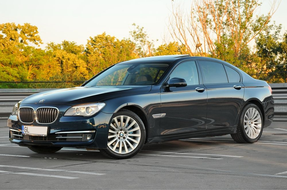 BMW Seria 7 2013 — imagine 1