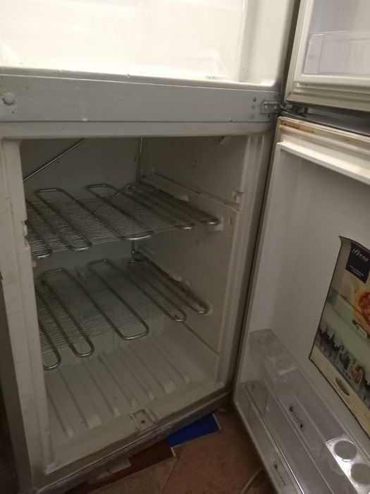 Combina frigorifică de vânzare
