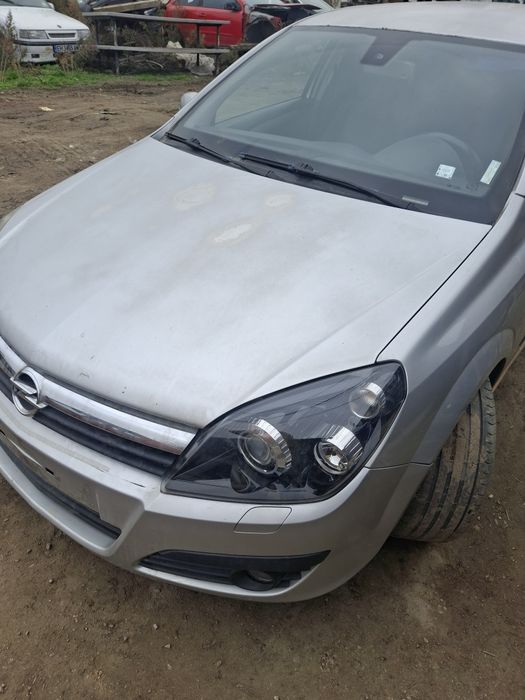 Opel Astra H 2.0 turbo На части