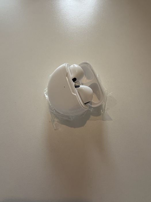 Căști Bluetooth (alb / negru)