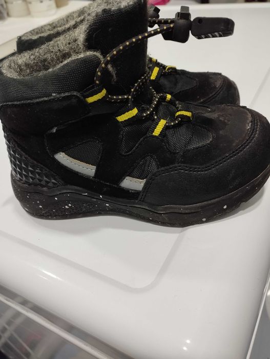 Сапоги ботинки 26 размер на мальчика