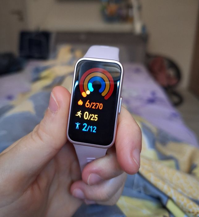 Смарт гривна Huawei Mi Band 10 в гаранция.