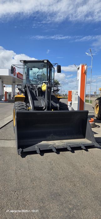 Услуги погрузчик 1.8 куб