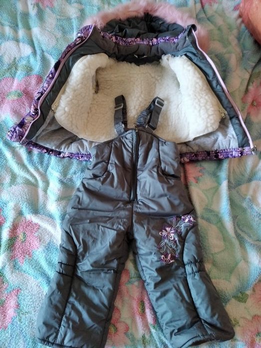 Продам детский пуховик