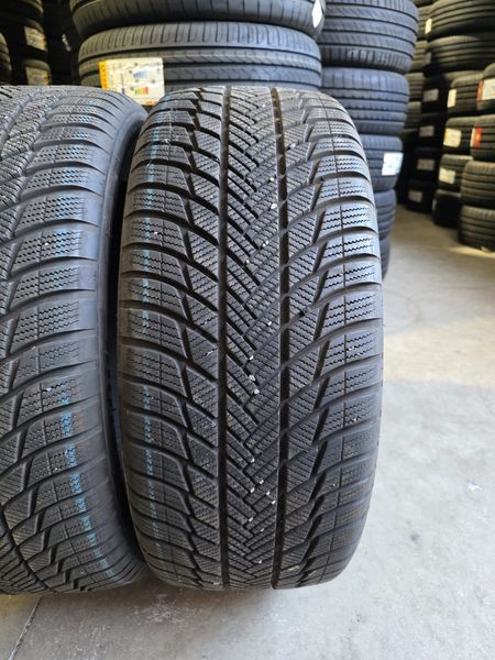 235/50/19 BRIDGESTONE 2бр
