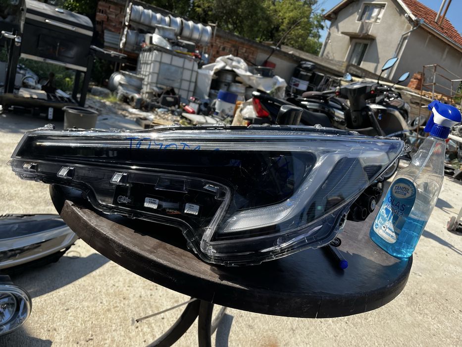 Ляв фар Toyota COROLLA 2024