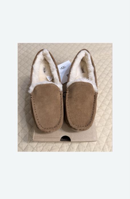 Mocasini/ Papuci UGG Ascot originali - piele intoarsa si blana naturala