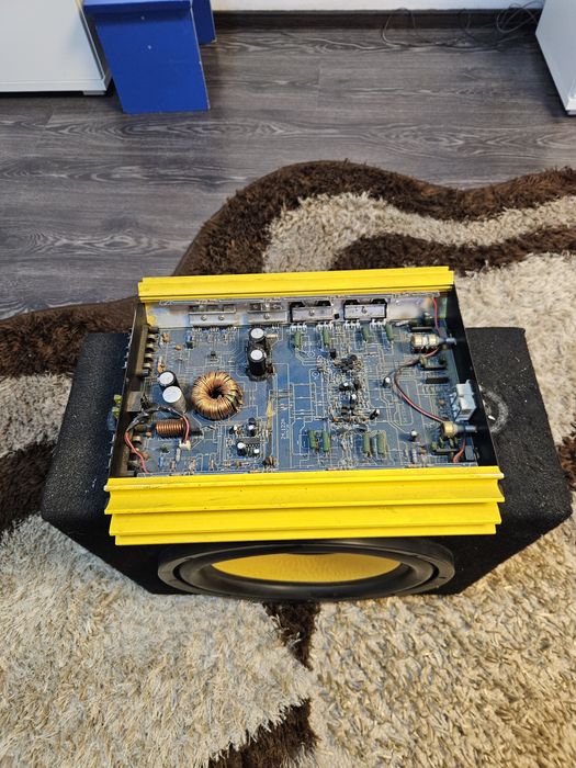 Subwoofer auto +statie