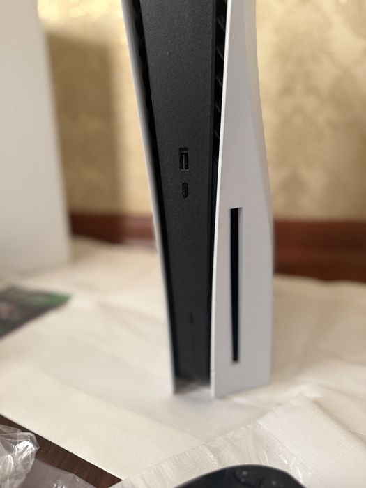 Продам новый Playstation 5 box edition 1tb