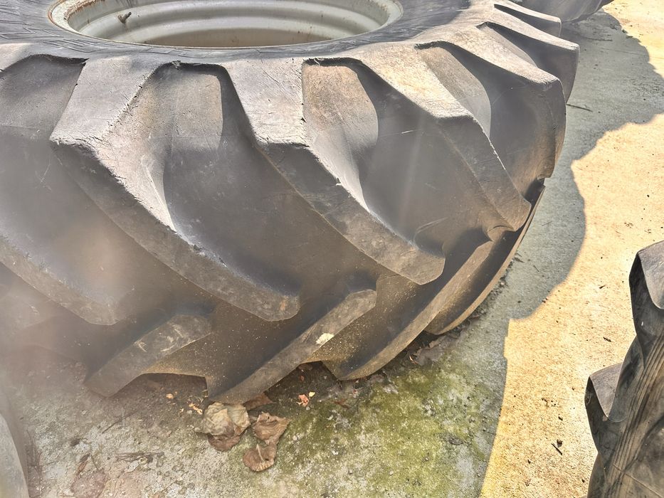 Set Anvelope/roti 650/75/32