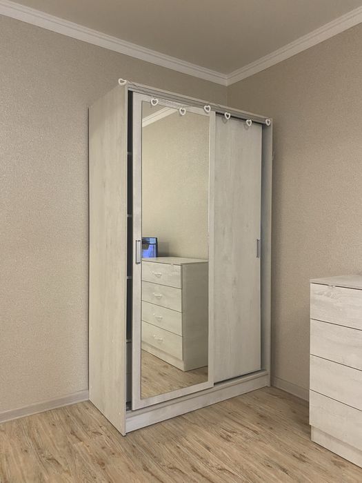 Продам шкаф купе в хорошем состоянии