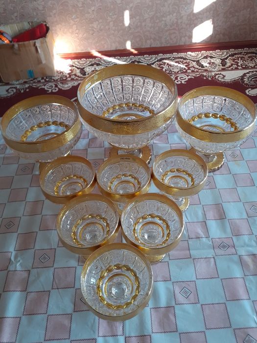 Chinni bagema idishlar to'plami