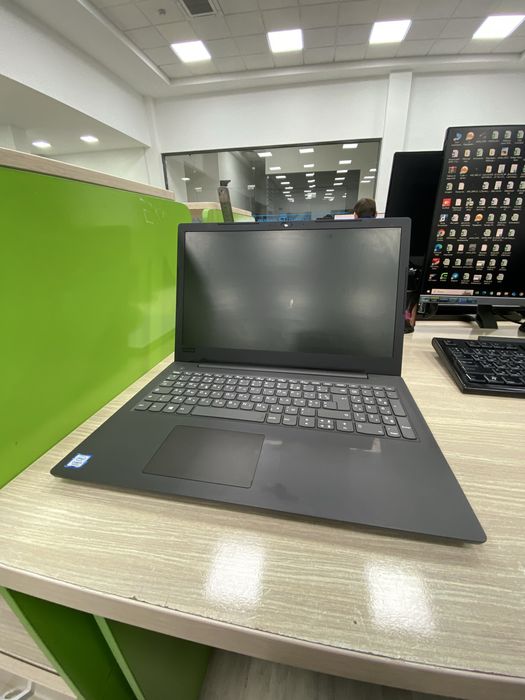 Lenovo notebook sotiladi narxini kelishamiz