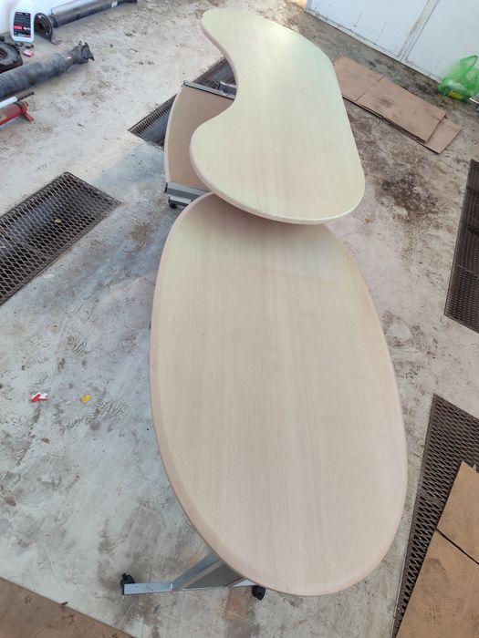 Многофункционално бюро.