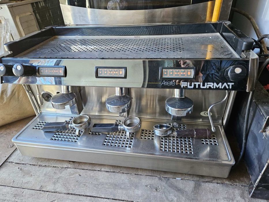 Кафемашина и кафемелечки