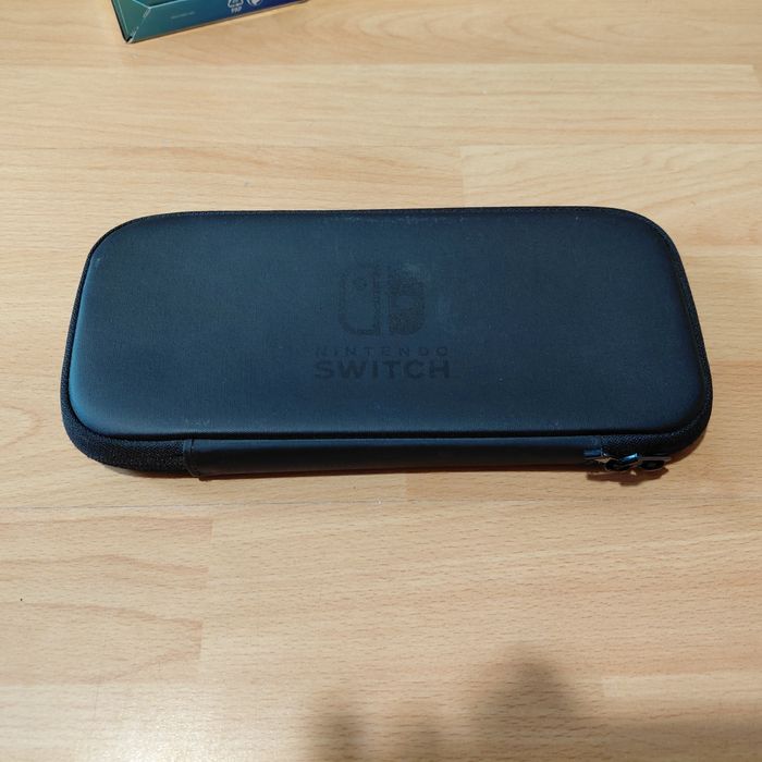 Nintendo switch +13 игри подарък.