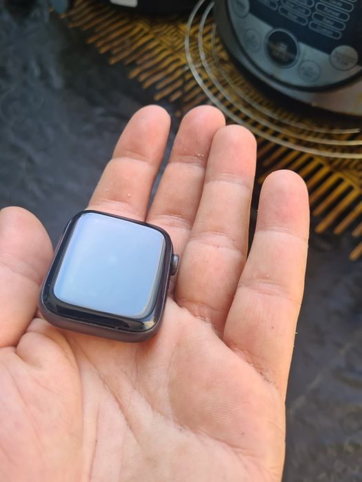 Часовник Apple Watch 6 44mm Gray Aluminum Black