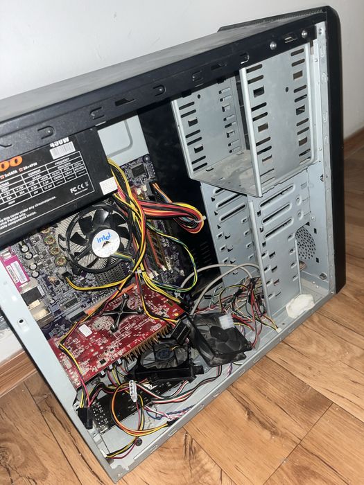 Продам два пк вроде рабочие за 5 к