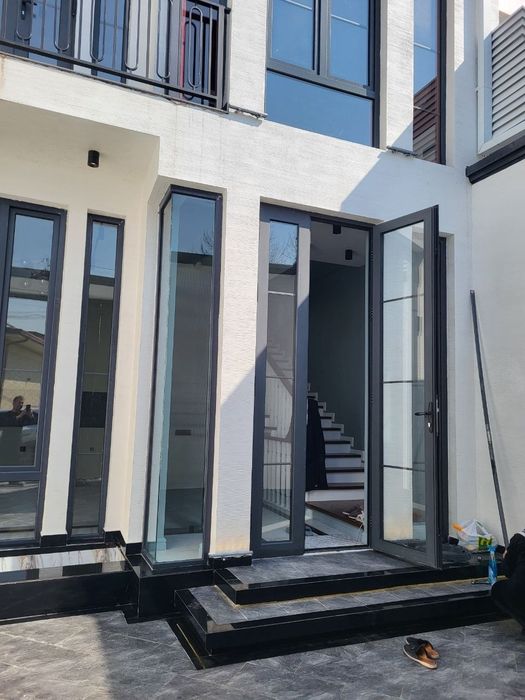 Коттедж метро Чиланзар 800 метров Мевазор махаля 1 сот 6 ком 3 с/узла