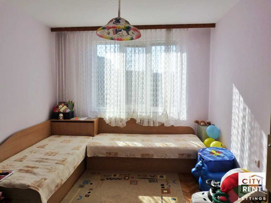 Дава се под наем Тристаен апартамент в Велико Търново, Зона Б - 100 кв.м за 410 € - Снимка #5