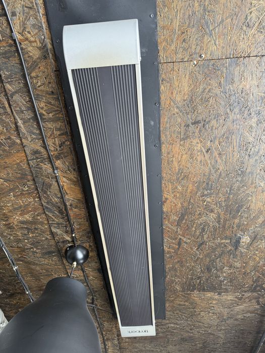 Обогреватель потолочный