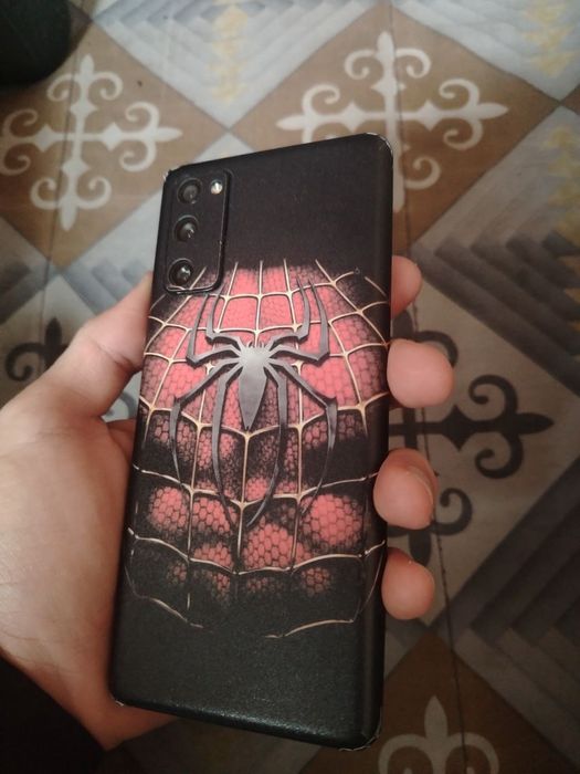 Samsung S20Fe128гб