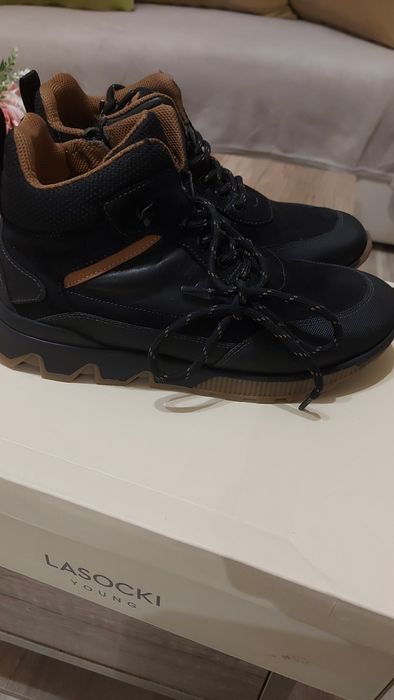 Боти 38 номер Нови