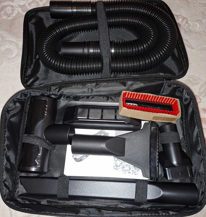 Aspirator Bosch BHN16L cu Set accesorii Bosch BHZTKIT1
