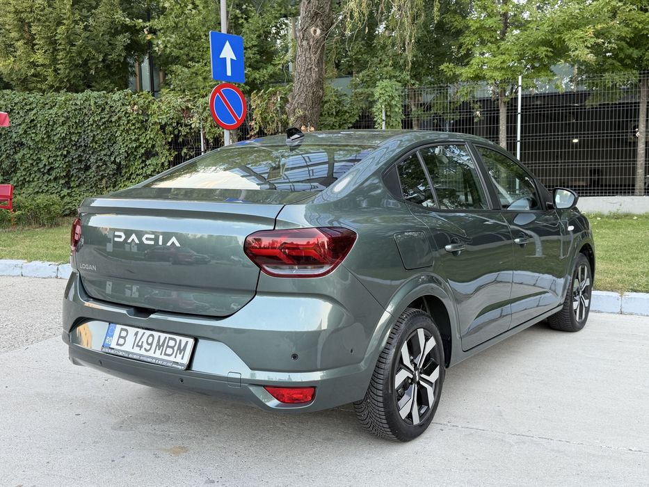 Dacia Logan  JOURNEY+ An 2025 Km 16.000  Benzina 999 in Garantie