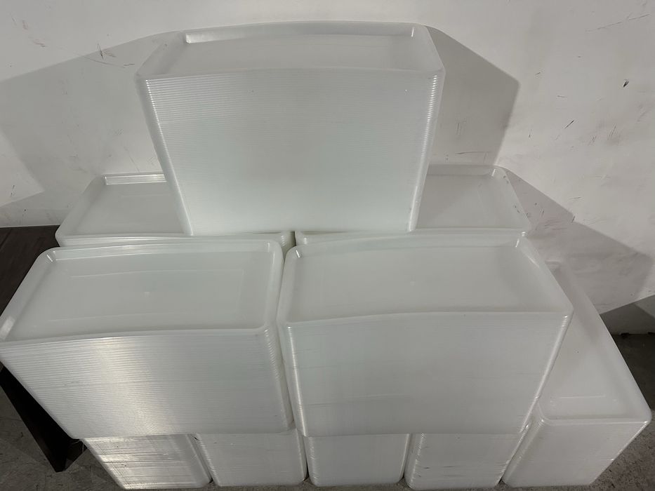 Поднос пластиковый Plastik Padnos(tovoq)