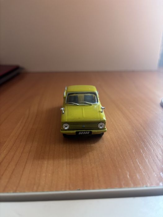 Продам модельки масштаб 1/43