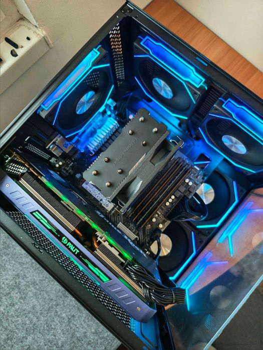 Геймърски компютър Ryzen 5600,GTX 1080 Ti 11GB, 32RAM, 768 SSD Windows 11 Pro Гаранция!