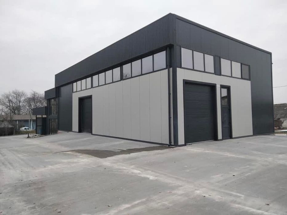 Vand Hala Metalica completa cu panouri sandwich atic