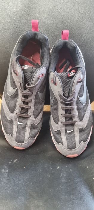 Продавам оригинални маратонкиNike