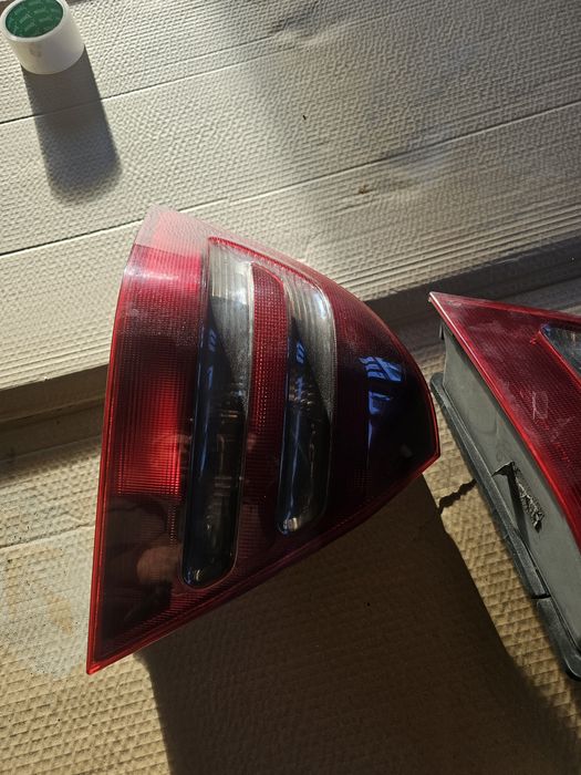 Lampa stop pe aripa dreapta stânga Mercedes-Benz C-Class W203/S203/CL2