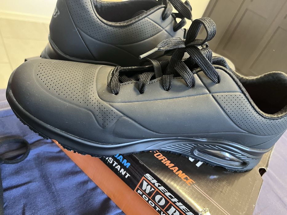 skechers air cooled relaxed fit memory foam