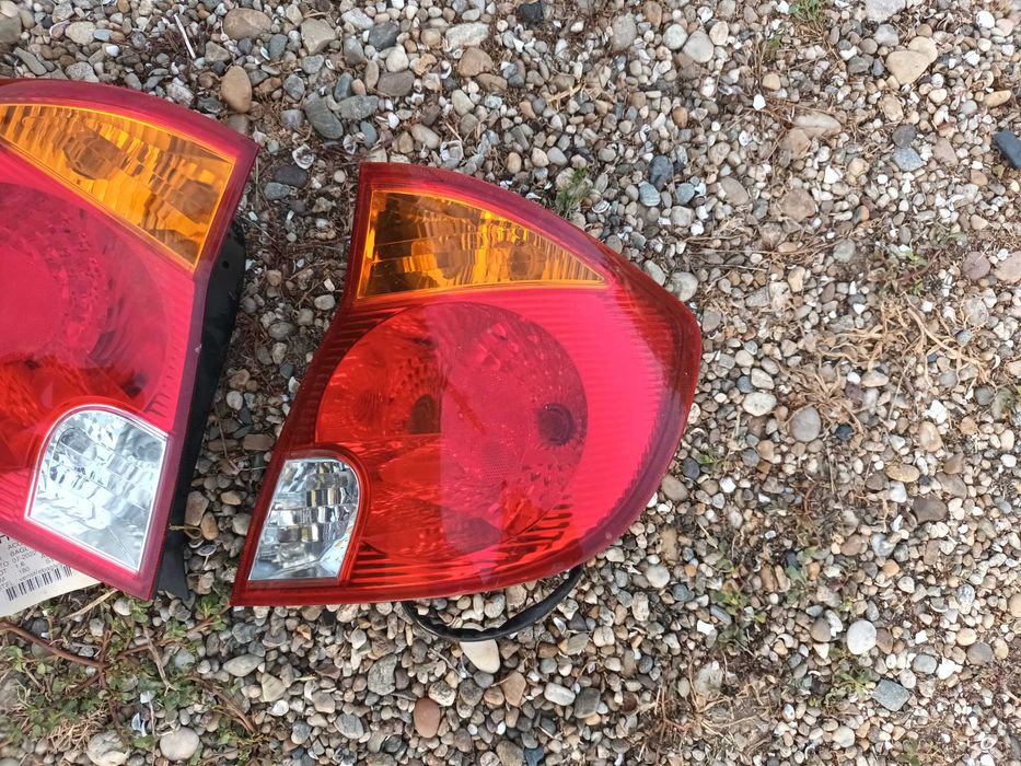 ляв и десен стоп за хюндай акцент 03 - 06 HYUNDAI ACCENT