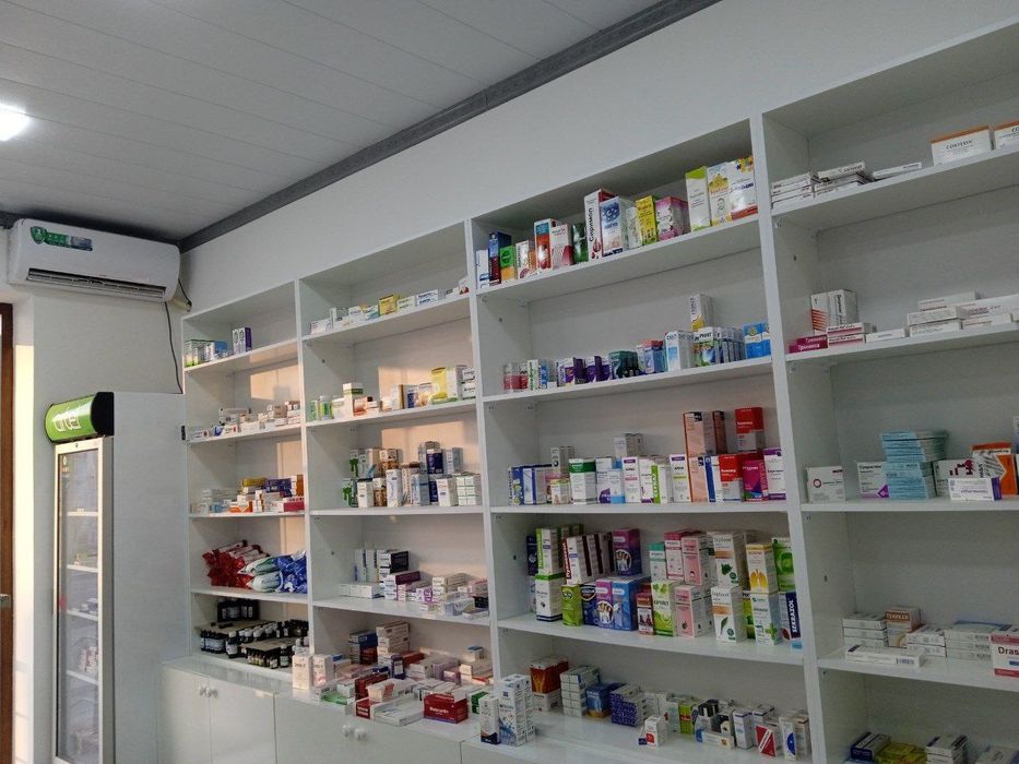 Apteka uchun komplekt Mebel - holati yangi ( ishlatilmagan )