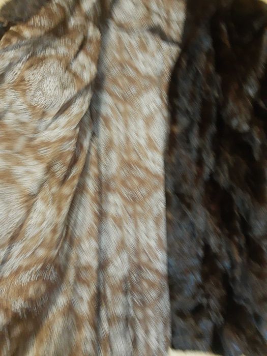 Палто,косъм,късо,леко разкроено,уникално,голяма гръд.обиколка,леко,топ